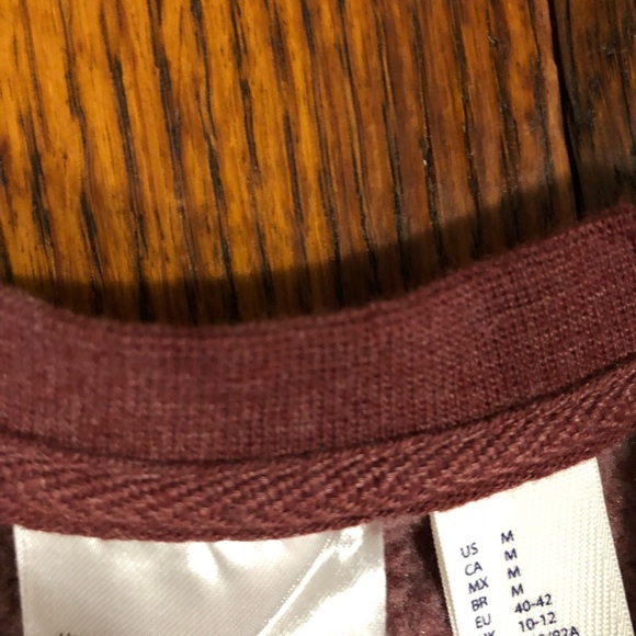 Harvard Crop Sweatshirt - Picture 5 of 5